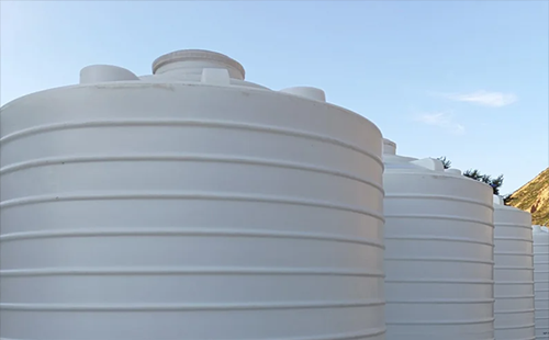 合水塑料大桶怎么选？PE/PP材质区别及选购指南