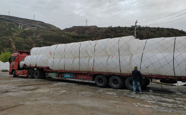 合水PE吨桶交付中