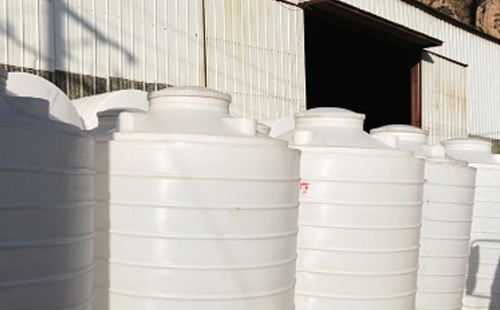 大型合水塑料桶批发选购指南与实用技巧 大型合水塑料桶批发选购指南与实用技巧