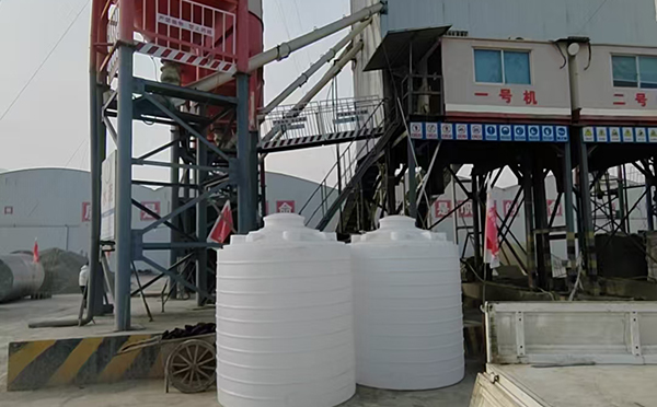 合水立式运输桶交付案例｜全新PE材质 · 多行业适配 · 批量稳定供应