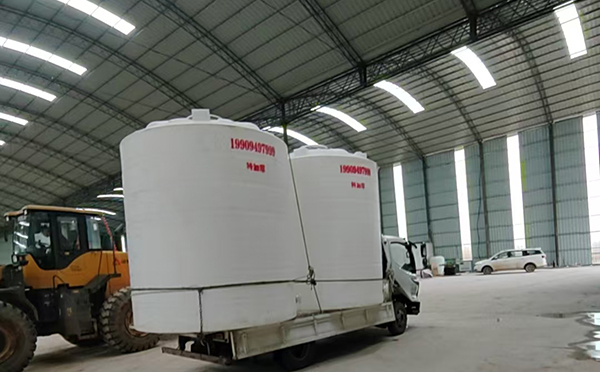 特加厚合水塑料大桶装车运输交付实录