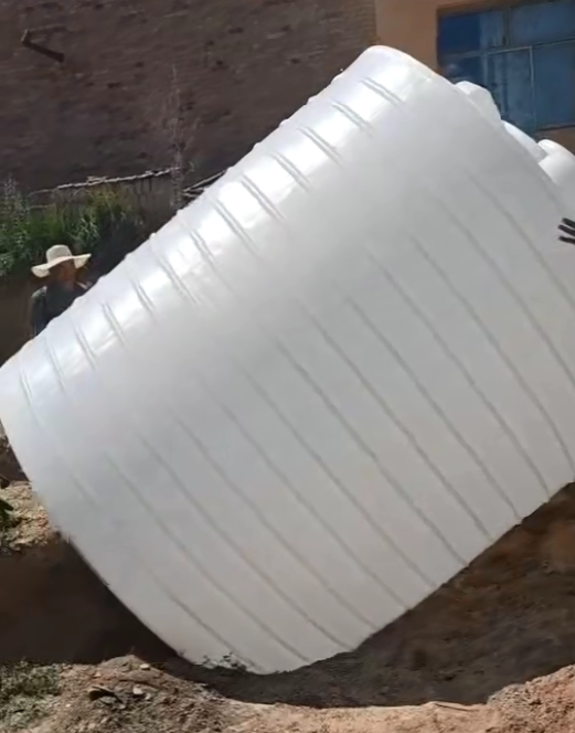 PE合水塑料大桶批量交付案例：满足多行业储运需求的可靠容器方案